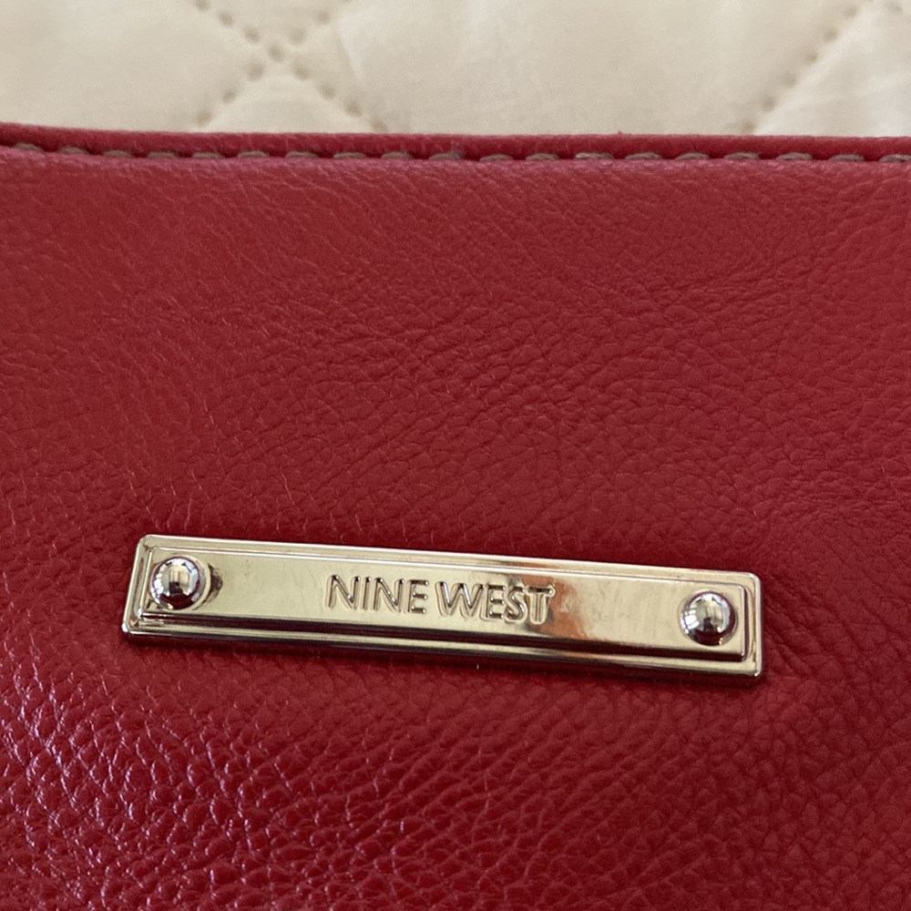 Nine West red tote - Picture 4 of 8